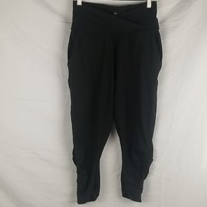 Lululemon Crop Yoga Pants Size 8